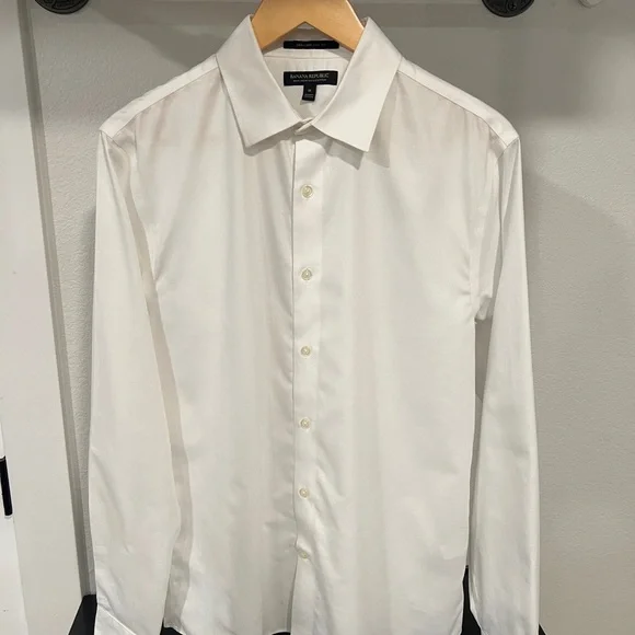 Banana Republic White Poplin Dress Shirt Banana Republic Shirts Banana Republic White Textured Shirt Banana Republic White Poplin Dress Shirt Banana Republic Shirts Banana Republic White Textured Shirt